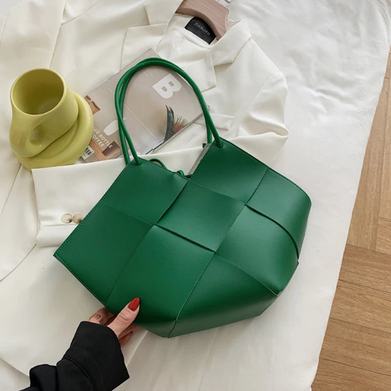 Article comforme à l'image, créez votre style en choisissant votre taille, couleur pour une satifaction parfaite!