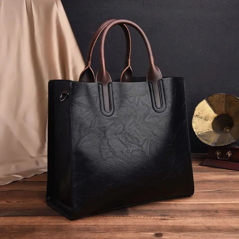 Women's Vintage-Style Zip-Up Shoulder Bag