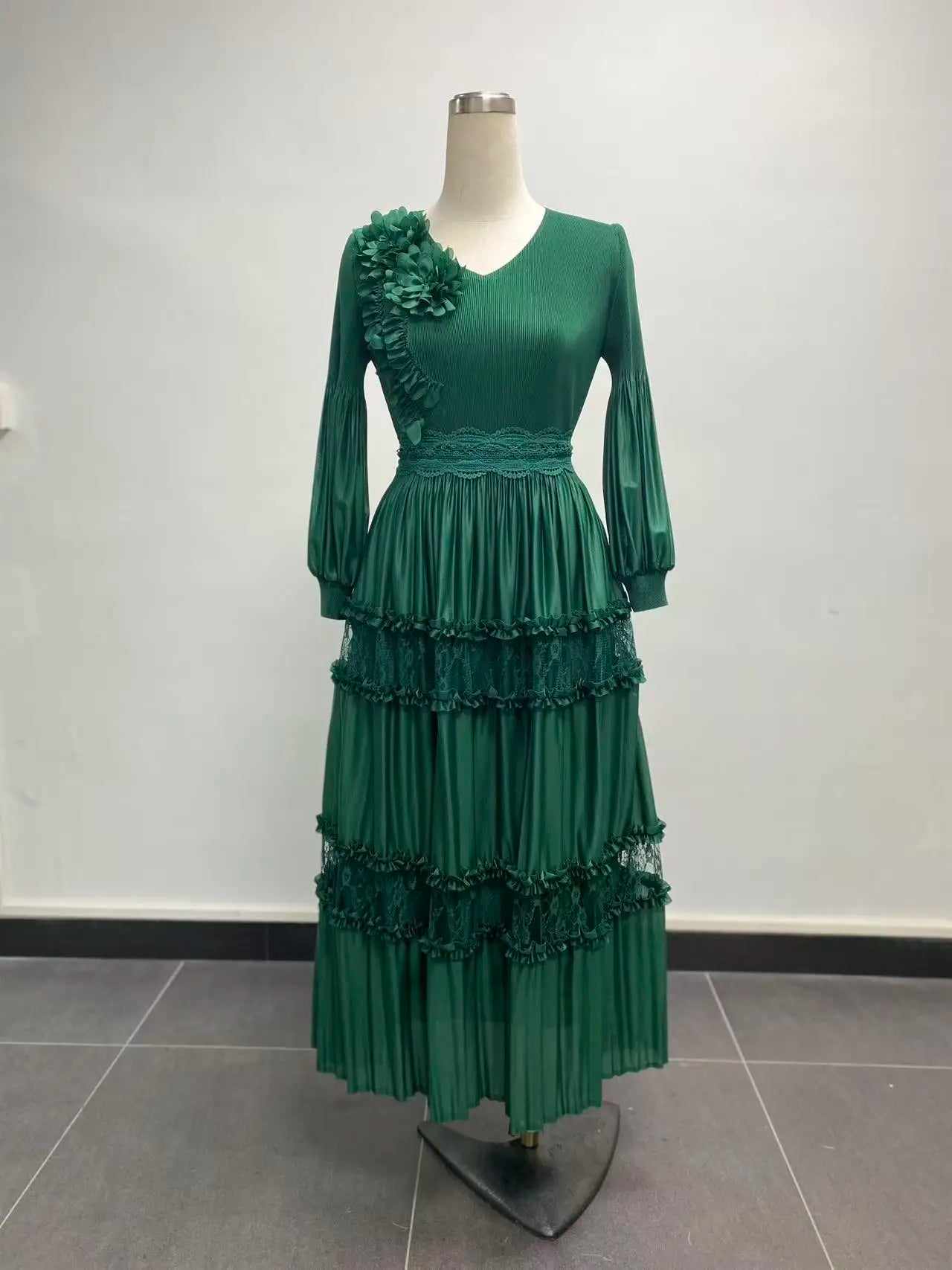 Women's Pleated Tiered Lace Midi Dress – V-Neck Lantern Sleeve Floral Detail | Elegant African Fashion