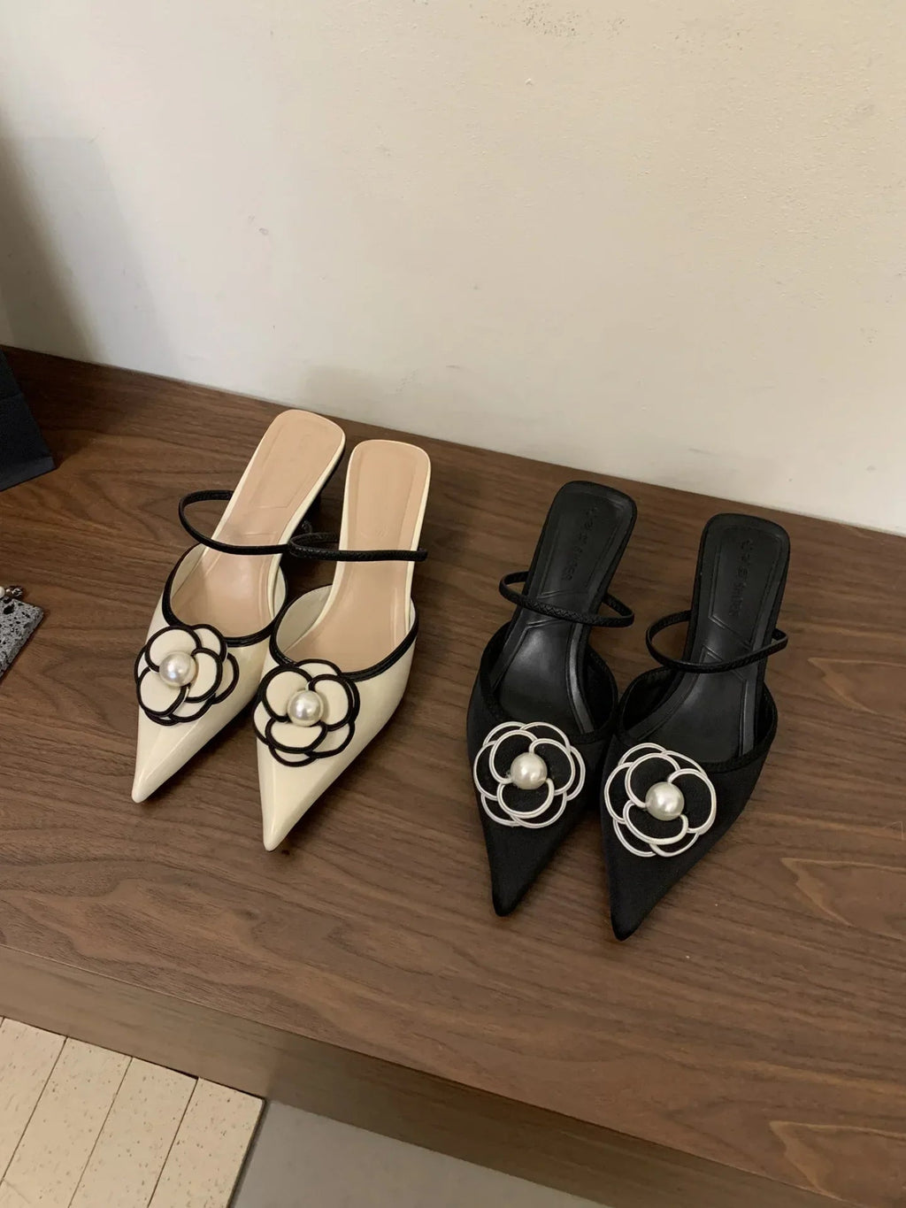 2025 Flower Pointed Toe High Heels Women Luxury Designer Sandals Female Summer Elegant Fashion Pumps Flower Mule Slippers Women LADYLYS
