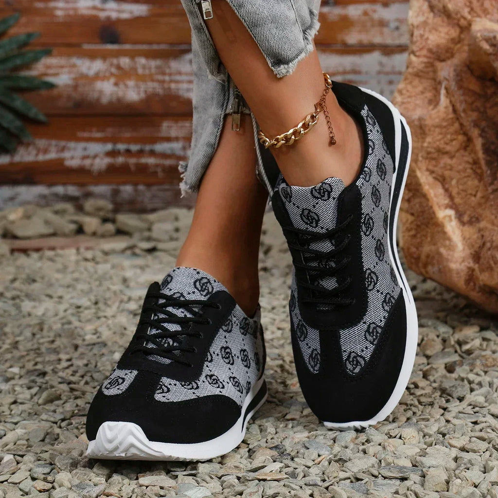 Women's Floral Flat Sneakers – Breathable Lace-Up Walking Shoes