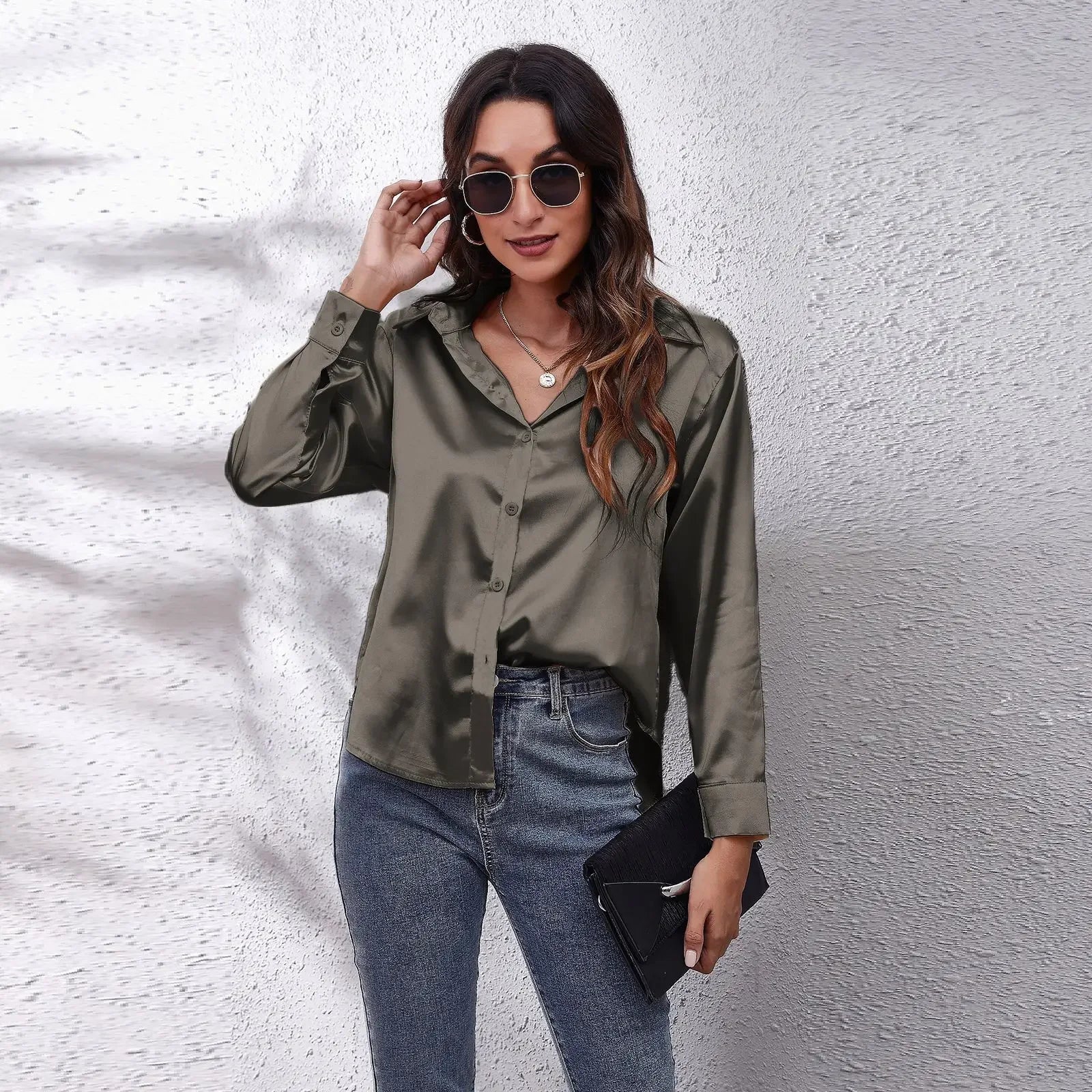 Article comforme à l'image, créez votre style en choisissant votre taille, couleur pour une satifaction parfaite!