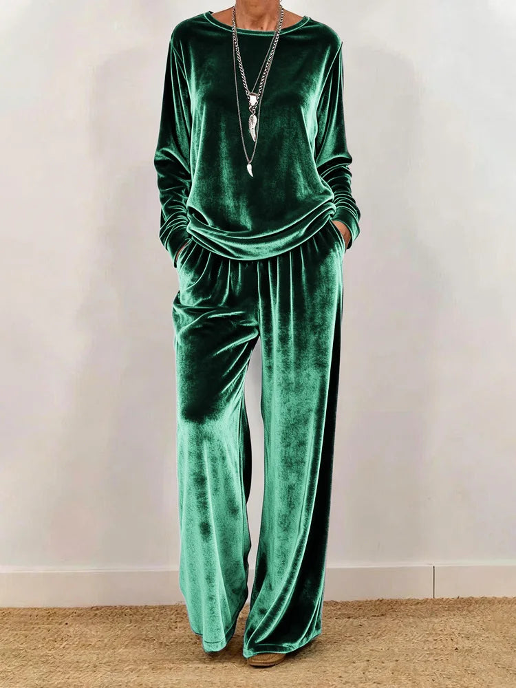 Women's Velvet Two-Piece Set – O-Neck Top & Wide-Leg Pants, Loose Fit, Office & Party