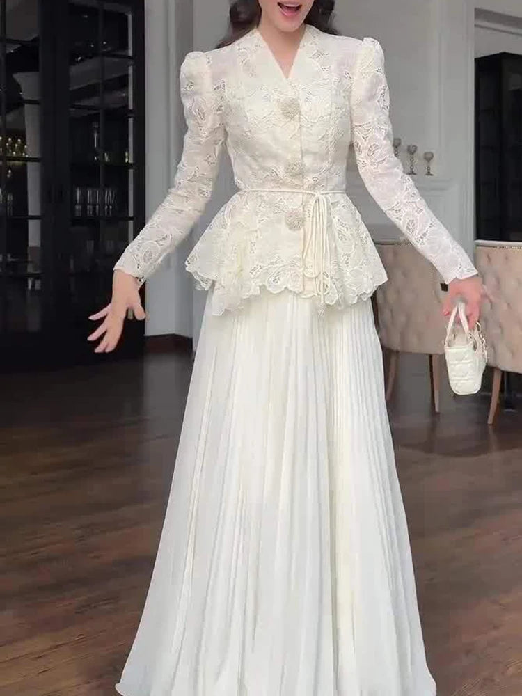 Women's White Lace V-Neck Long-Sleeve A-Line Dress