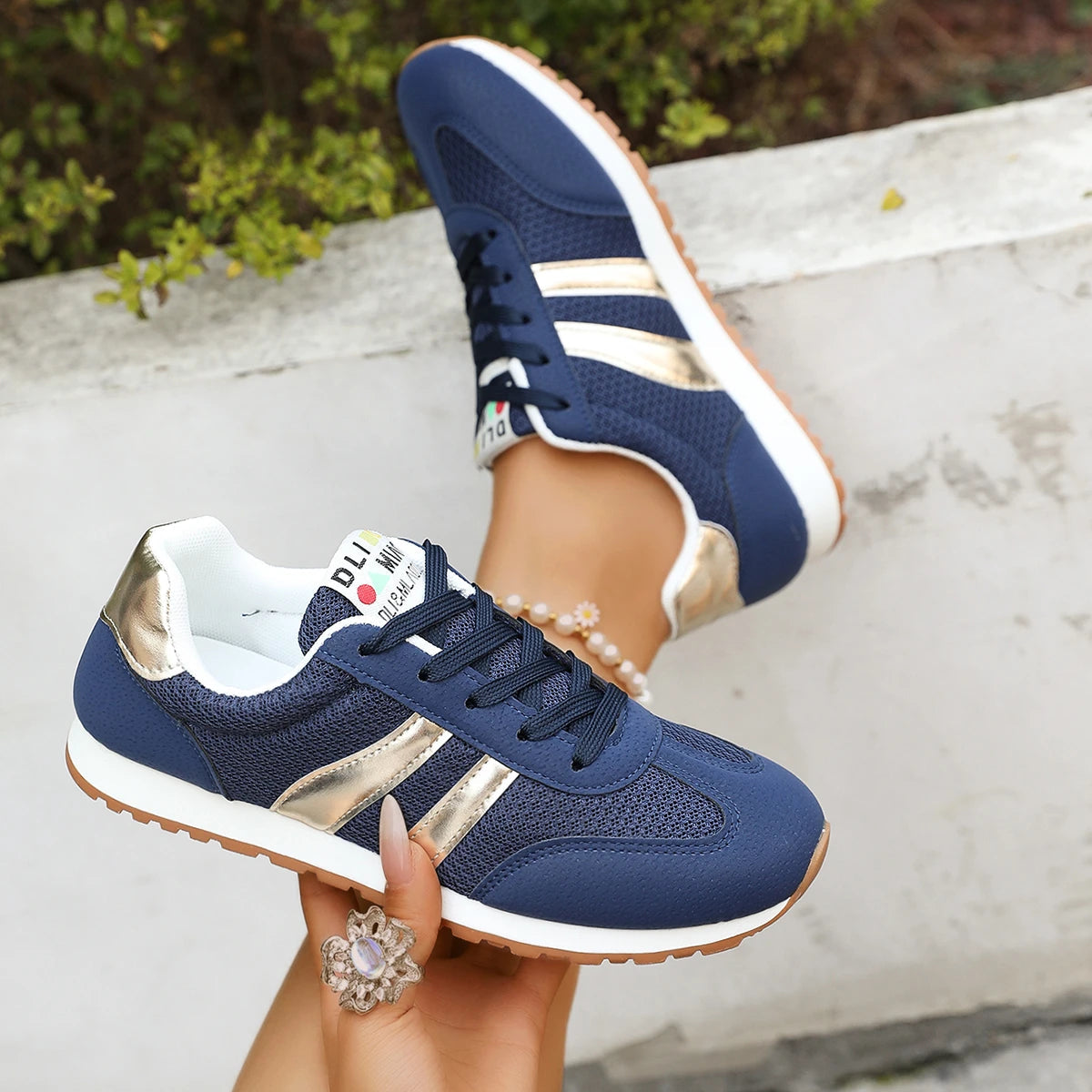 Casual Shoes Breathable Lightweight Running Sneakers Comfortable LADYLYS