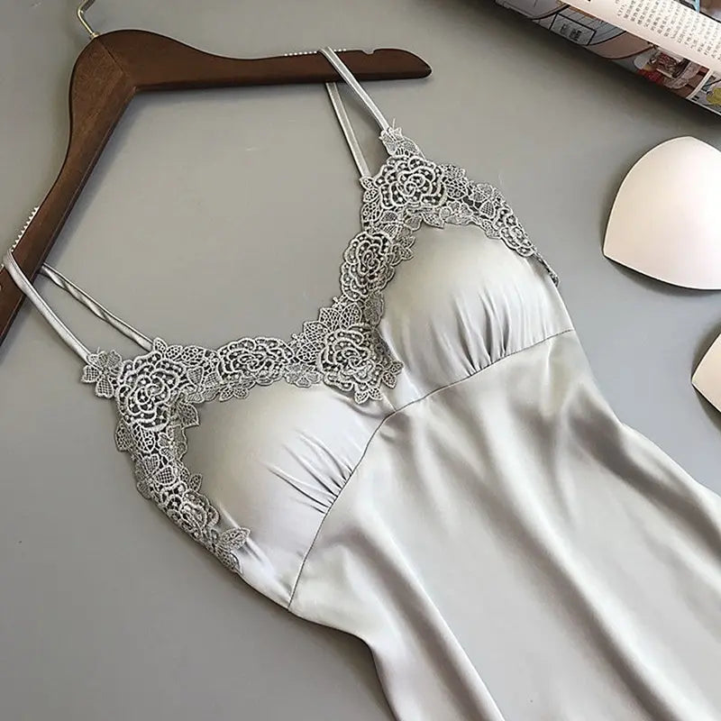 Article comforme à l'image, créez votre style en choisissant votre taille, couleur pour une satifaction parfaite!