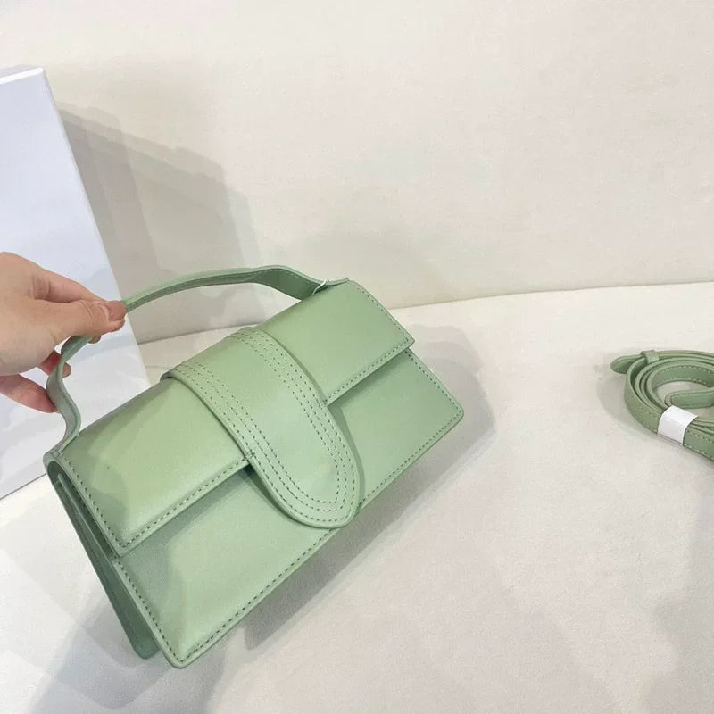 Article comforme à l'image, créez votre style en choisissant votre taille, couleur pour une satifaction parfaite!