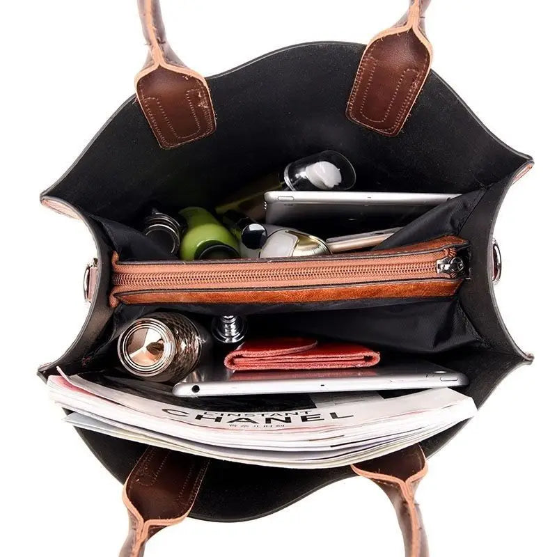 Women's Vintage-Style Zip-Up Shoulder Bag