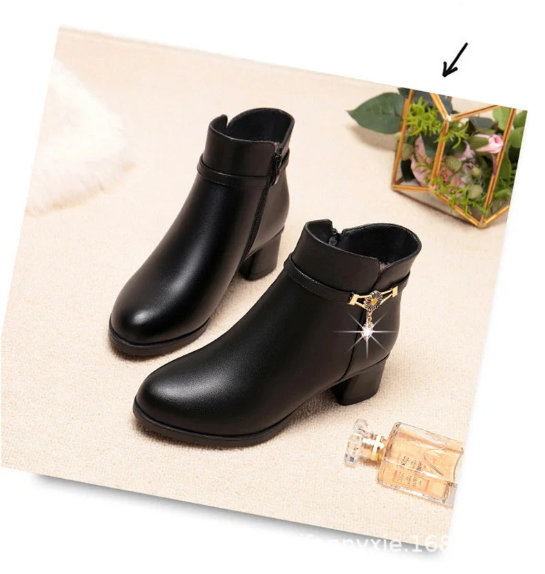 Women's Velvet Fleece-Lined Ankle Boots – Low Square Heel Anti-Slip Winter Booties