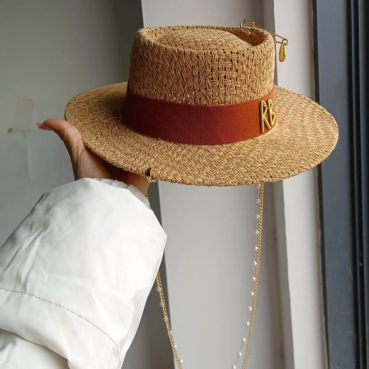 Red edging 2026 Sun Hats Hepburn hat Shiny Straw Hat European American  Braided Female Sunshade  chapeau femme LADYLYS