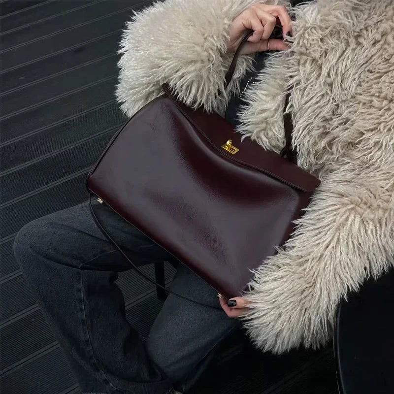 Article comforme à l'image, créez votre style en choisissant votre taille, couleur pour une satifaction parfaite!