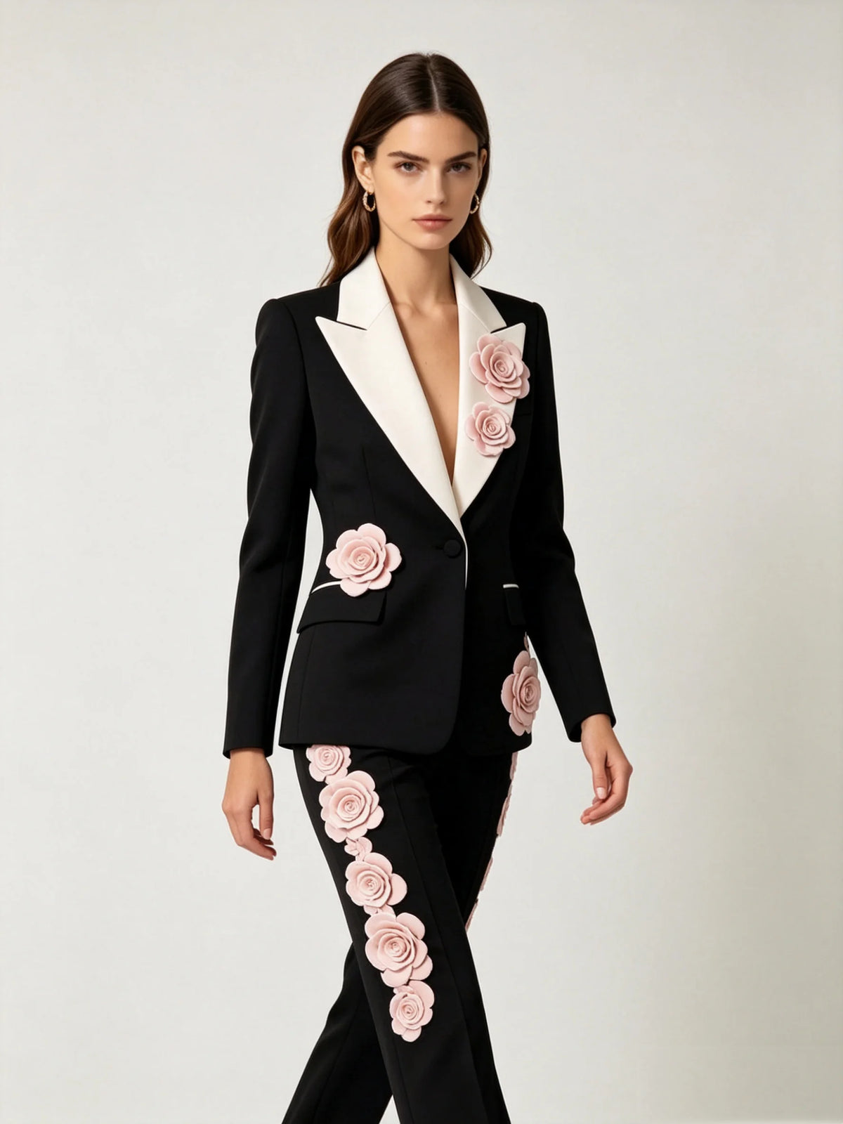 Women's Two-Piece Cotton Suit with 3D Floral Detail