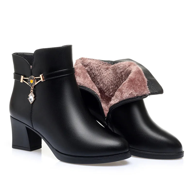 Women's Velvet Fleece-Lined Ankle Boots – Low Square Heel Anti-Slip Winter Booties