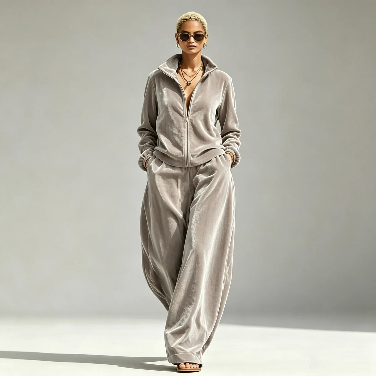 Women's Velvet Two-Piece Set with Wide-Leg Pants
