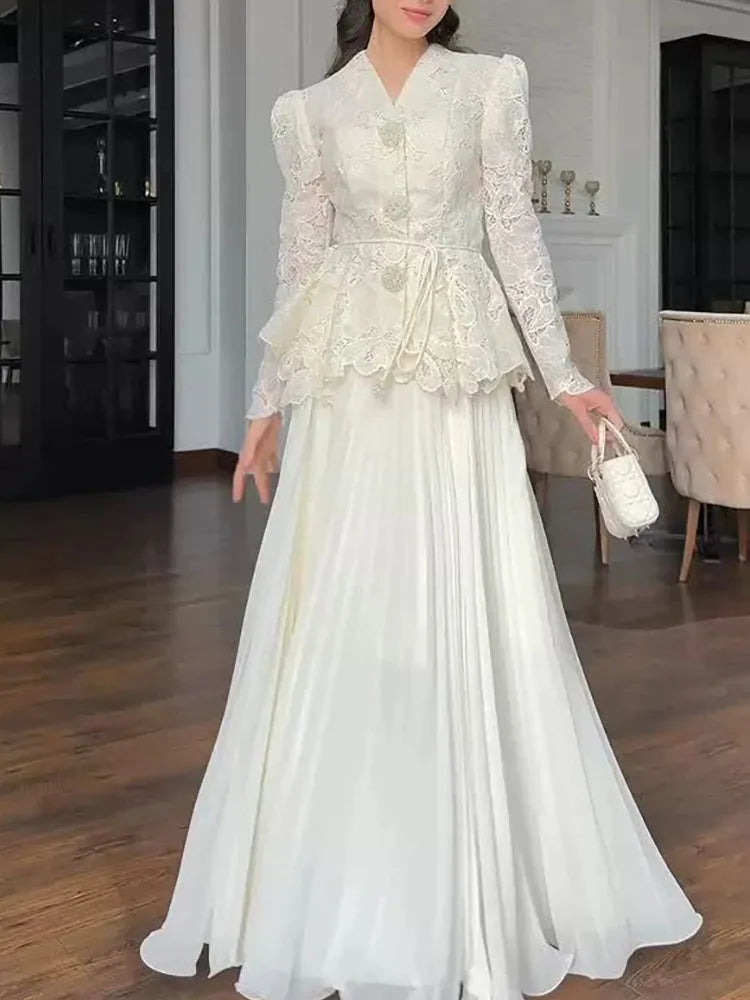 Women's White Lace V-Neck Long-Sleeve A-Line Dress