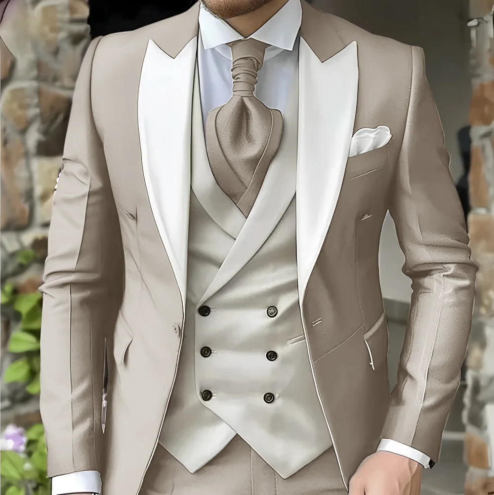 Elegant Peak Lapel Tuxedo 3-Piece Suit LADYLYS
