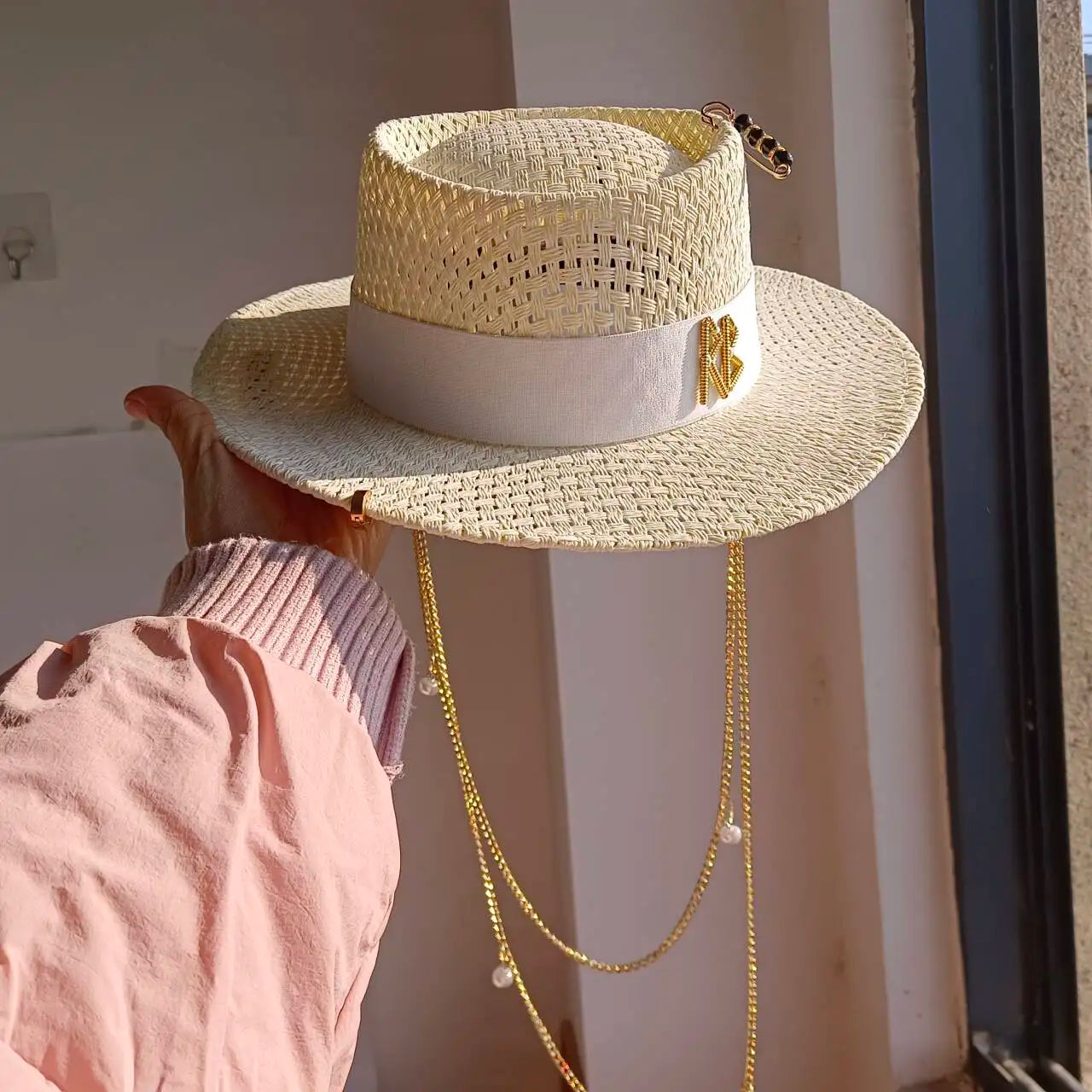 Red edging 2026 Sun Hats Hepburn hat Shiny Straw Hat European American  Braided Female Sunshade  chapeau femme LADYLYS