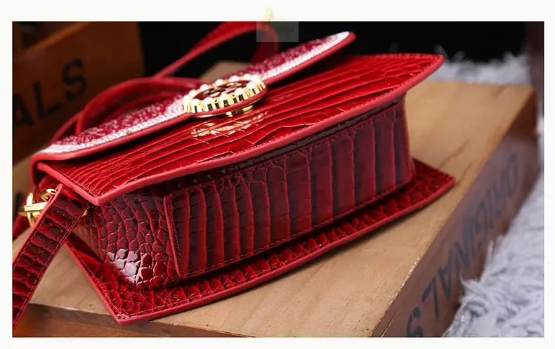 Article comforme à l'image, créez votre style en choisissant votre taille, couleur pour une satifaction parfaite!